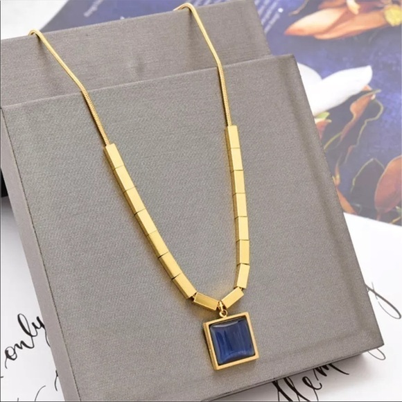 Jewelry - RE-STOCKED❗️NEW blue opal 18K gold plated chain necklace